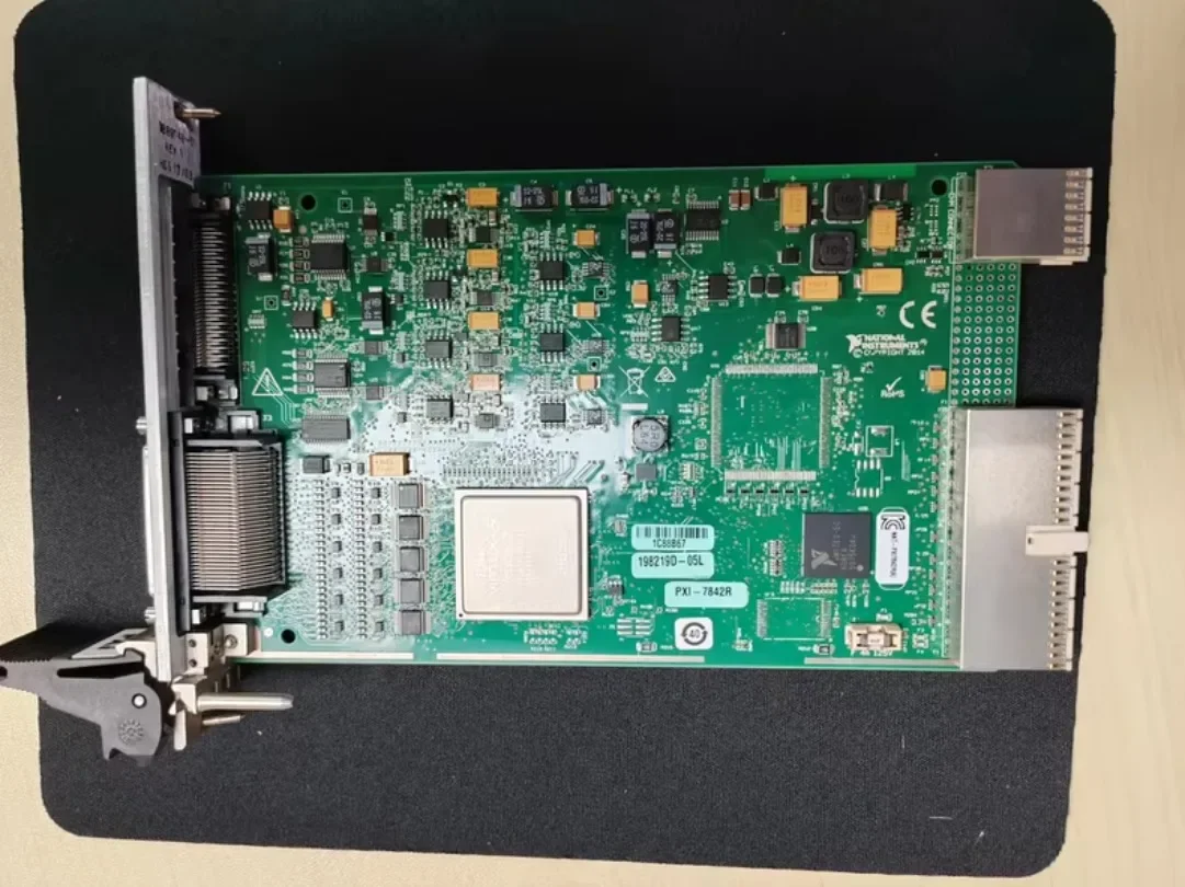 1PC National Instruments NI PXI-7842R 8 AI channels, 8 AO channels, 96 DIO lines In Stock #familitrade
