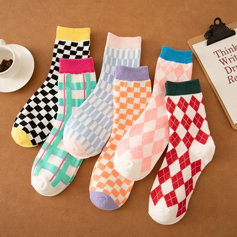 

Women Happy Colorful Striped Socks Quality Plaid Diamond Pattern Argyle Geometric Harajuku Combed Cotton Sock Christmas Gift Sox