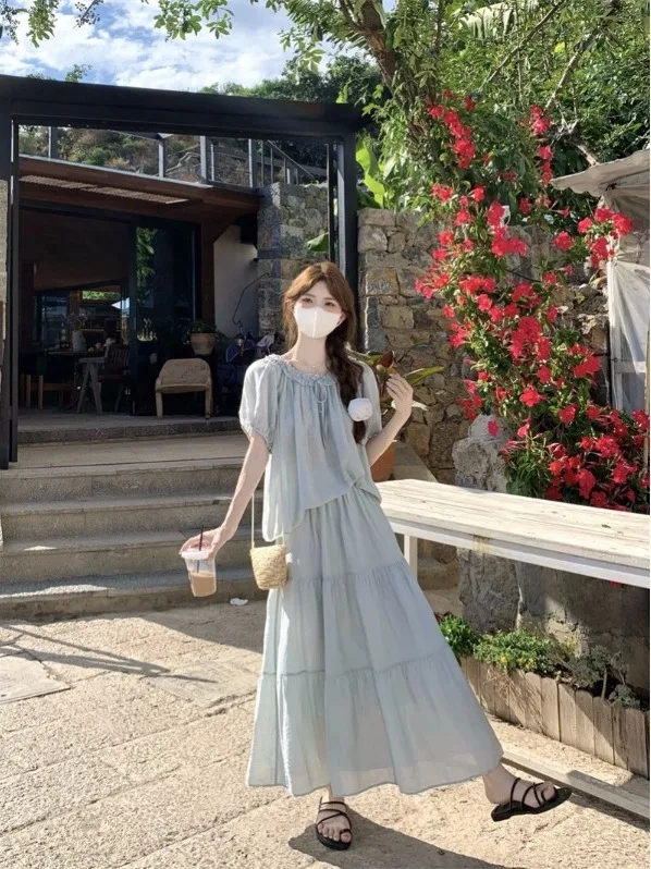 

Spring 2026 Women's Gentle Wind High Waist Draped Bubble Sleeve Two-Piece Set Fashionable Commute Style Short Sleeve round Neck