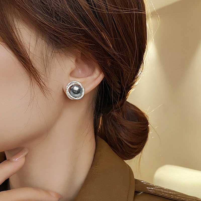 Advanced Design Micro Inlaid Zircon Spiral Grey Pearl Earrings 2025 Halloween Fashion Jewelry For Women‘s Party Ear Accessories