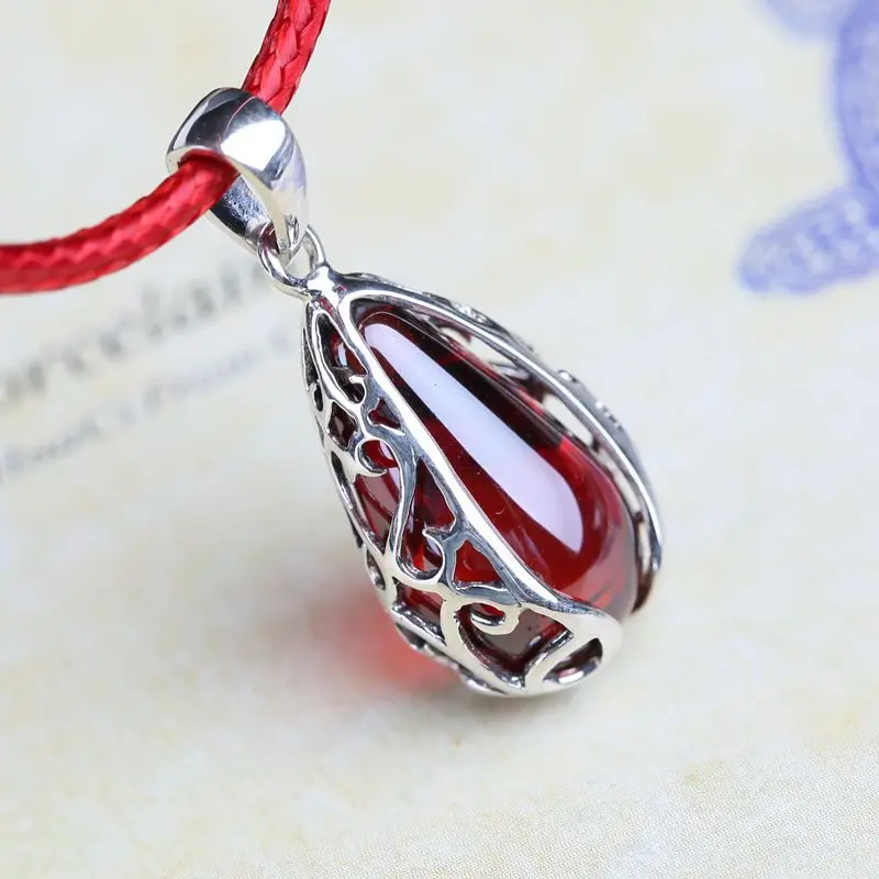 

High Quality 925 Sterling Silver Necklace Hollow Pendant with Chain Female Natural Stone Red Agate Fashion Necklace Drop Shape