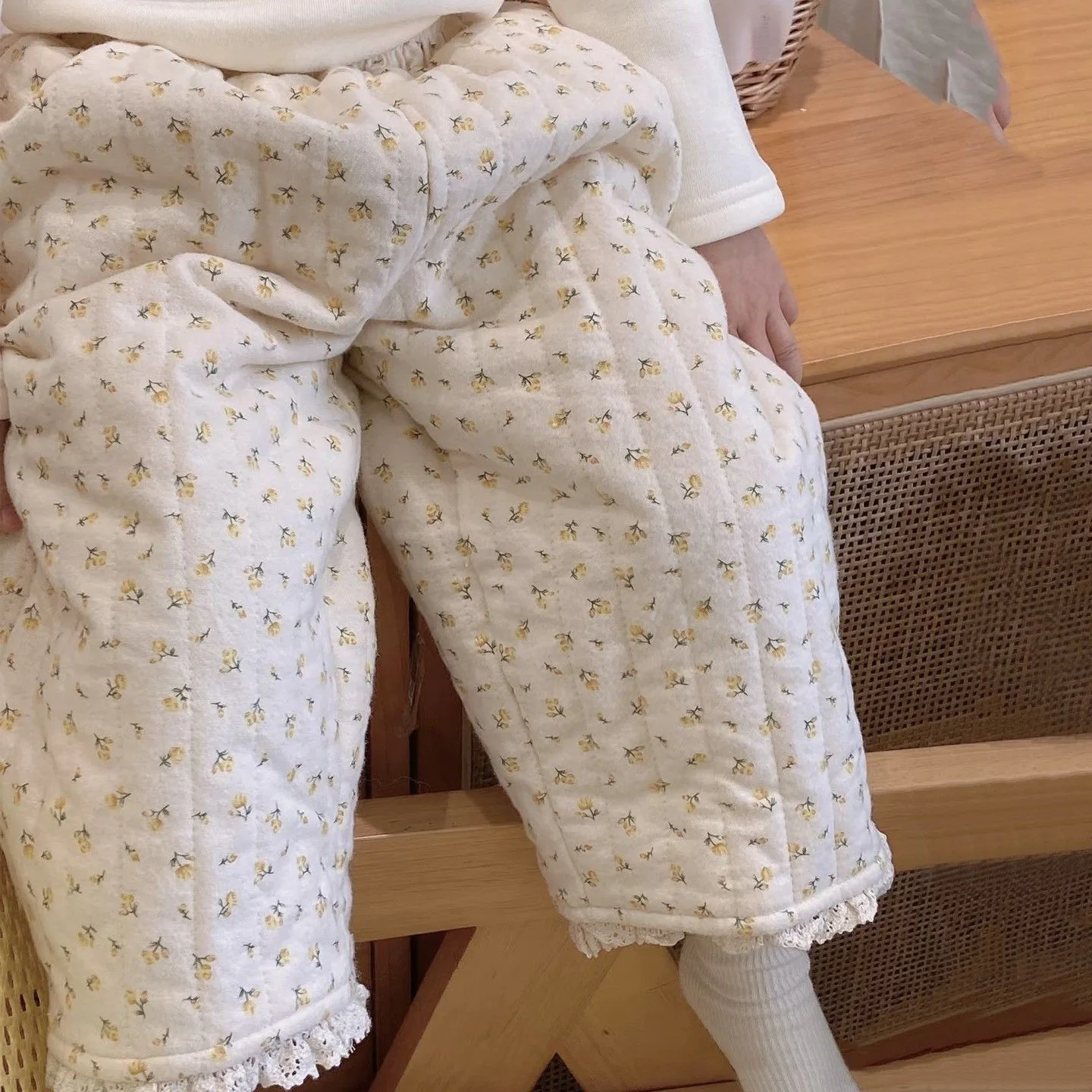 Korean girls floral winter children's foreign style cute small fresh thickened warm girls straight pants