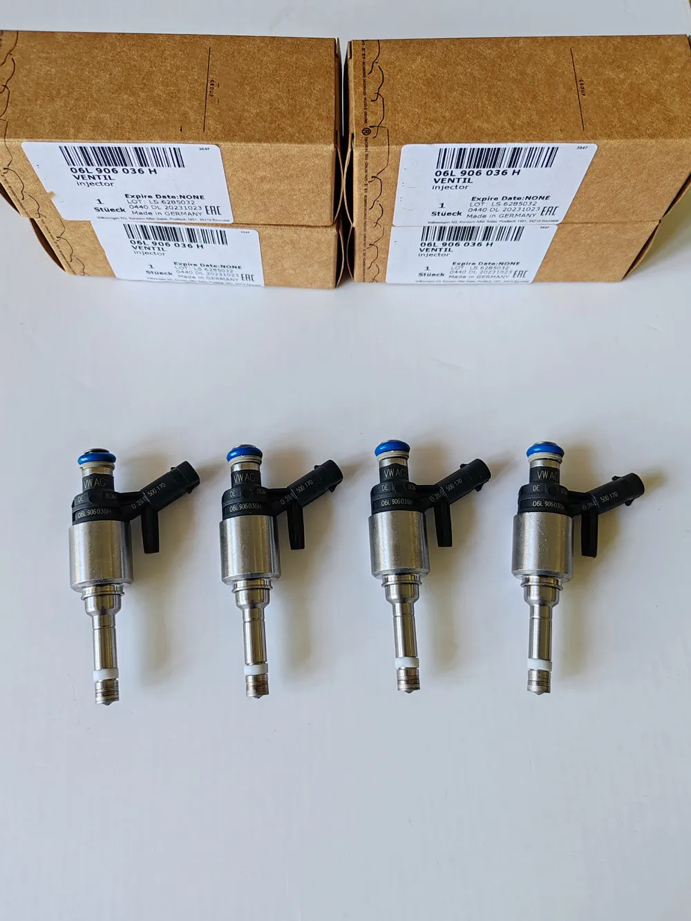 2 Years Warranty 4pcs OEM fuel injectors Nozzle for VW Golf R MK7 MKVII Audi S3 8V TTS 2.0T EA888 Gen3 06L906036L / 06L906036H