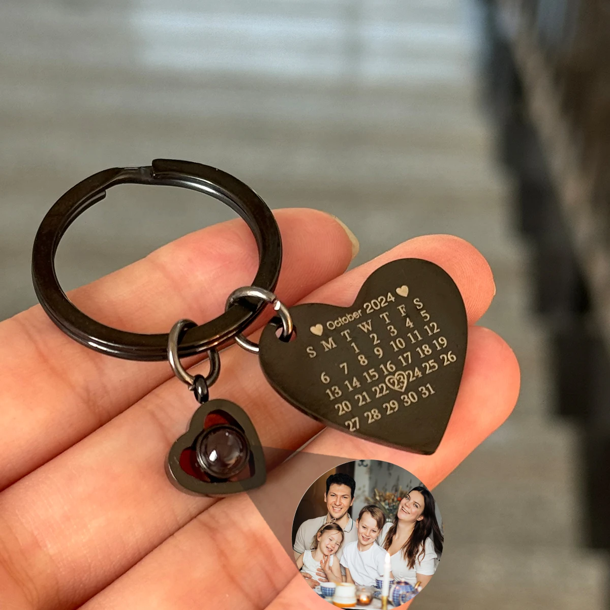 

Personalized Custom Photo Projection Keychain Heart Pendant Laser Engraved Calendar Date KeyChain Anniversary Gift Jewelry