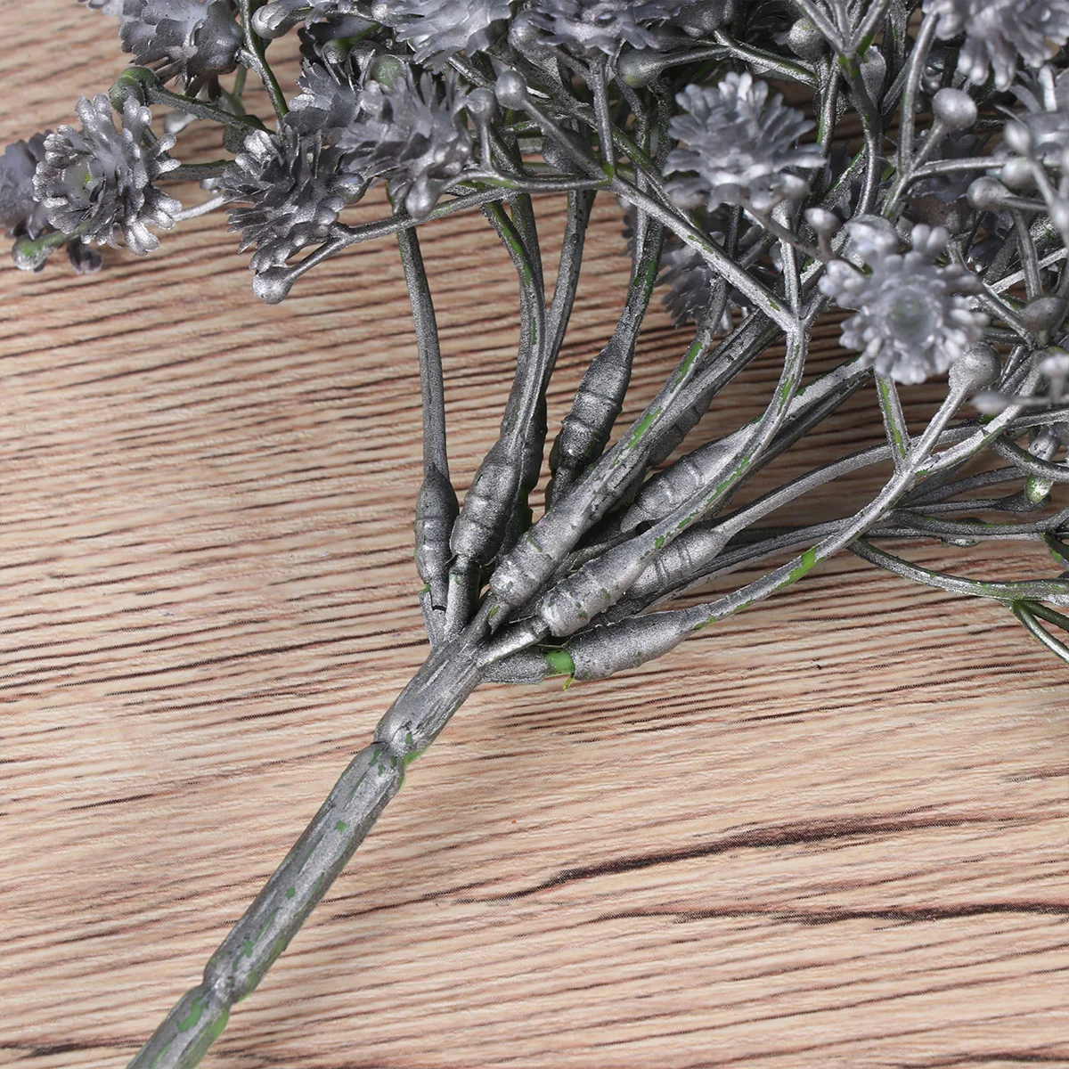 

1Pcs Artificial Gypsophila Dark Grey Eco-Friendly Plastic Gypsophila Decorative Flower for Wedding Home Cafe Restaurant Party