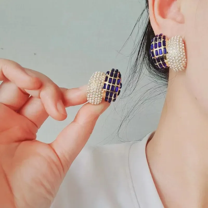 Europe and the United States hot-selling ear buckle women's copper plated 18k gold sapphire inlaid medieval earrings heavy