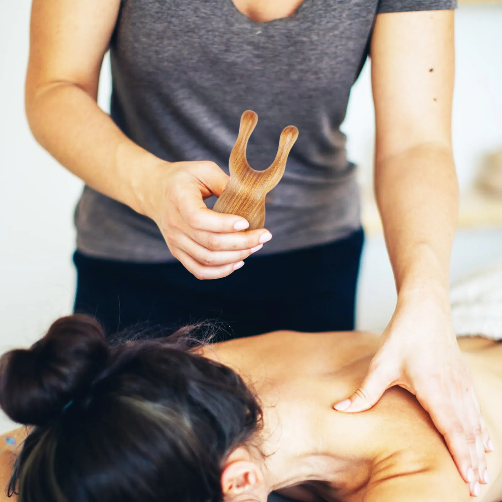 

Износостойкий бытовой массажер для волос Verawood, массажер для кожи головы, расслабляющий массажер для головы, шеи, спины, стимулирует кровообращение, облегчение боли в мышцах