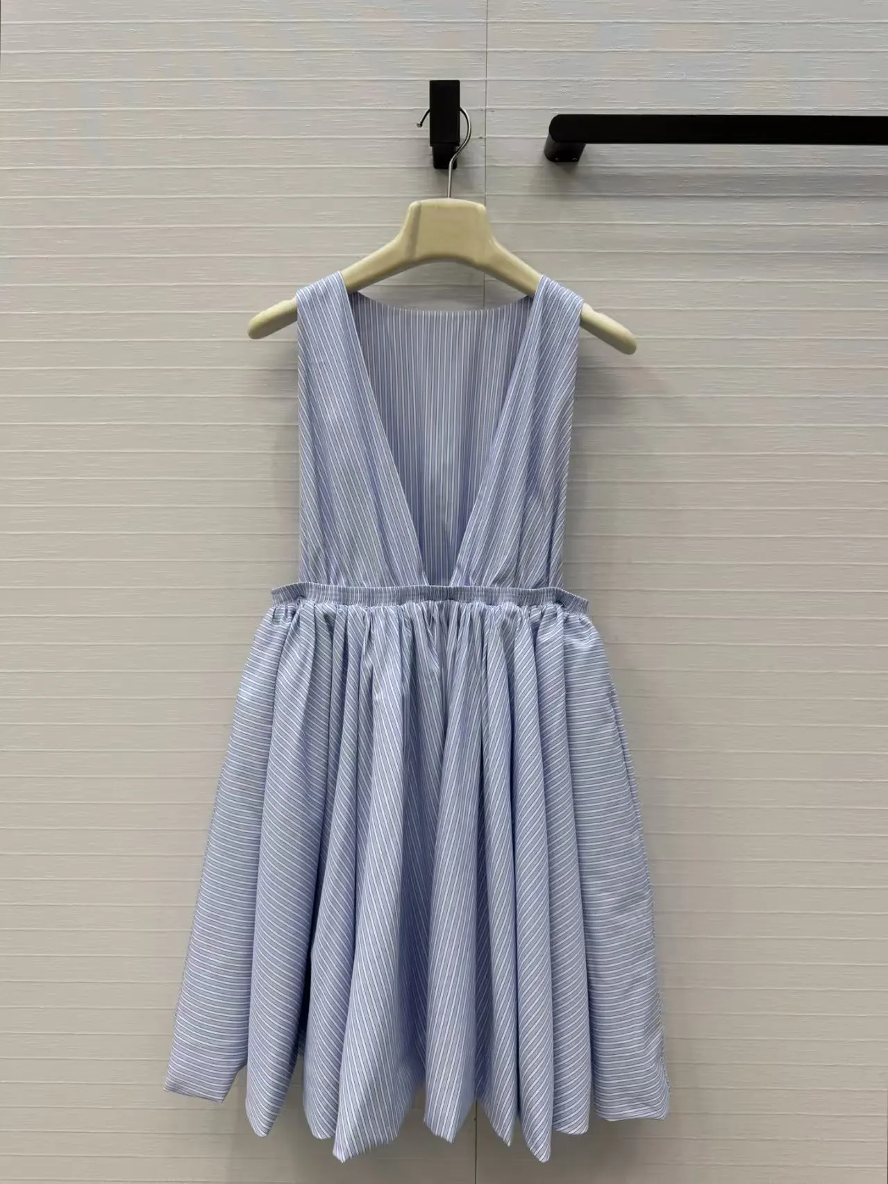 New Elegant and Refreshing Blue and White Striped Fabric Customized Blue and White Striped Cotton Poplin 3-Piece Set for Women
