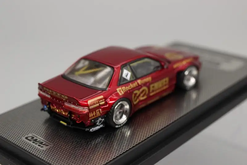 INNO  1:64 Nissan Silvia S13 Pandem V2 Collection of die-cast alloy car decoration model toys