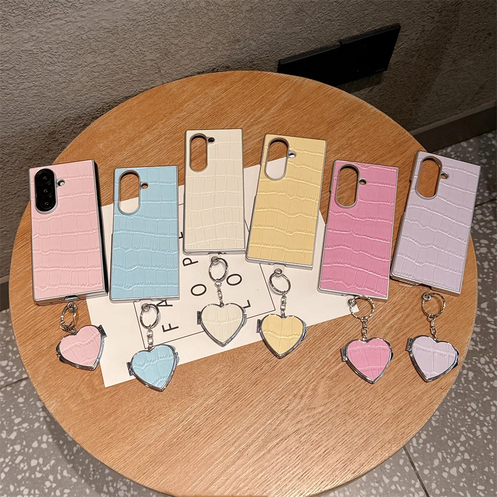 Kawaii Pastel Crocodile Pattern Phone Case For Samsung Galaxy Z Fold4 Fold5 Fold6 Fold7 Fold8 Ultra Cute With Heart Keychain