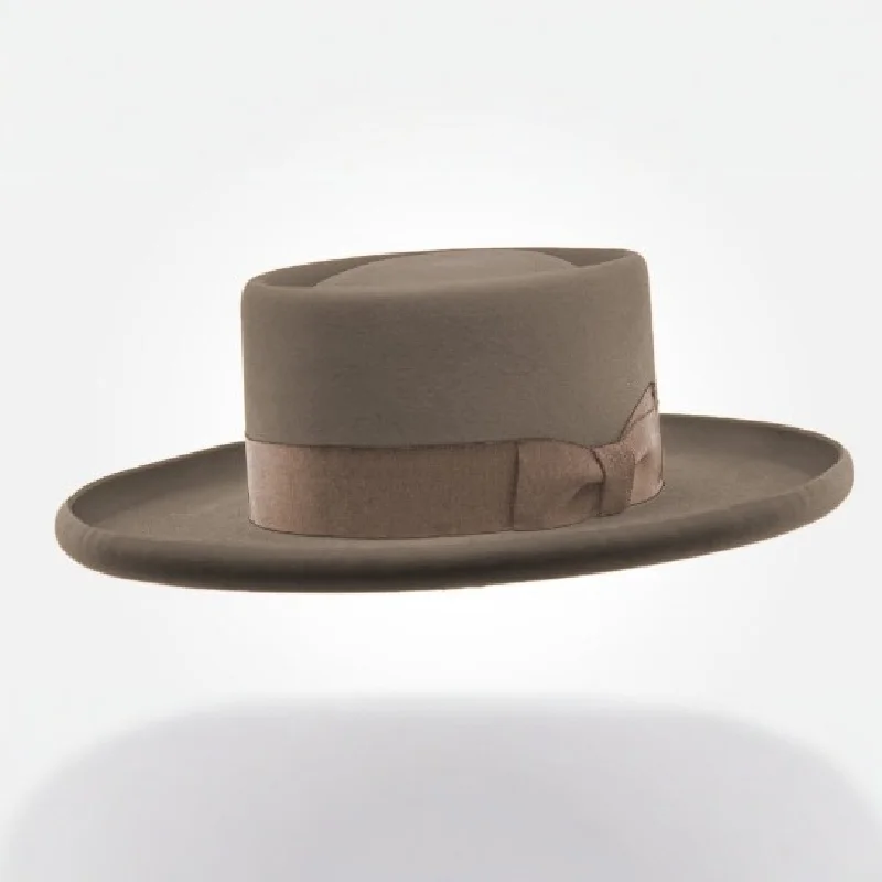 

Butterfly Ribbon Decorated Wool Hat Fashionable Rolled Brim Pure Wool Hat