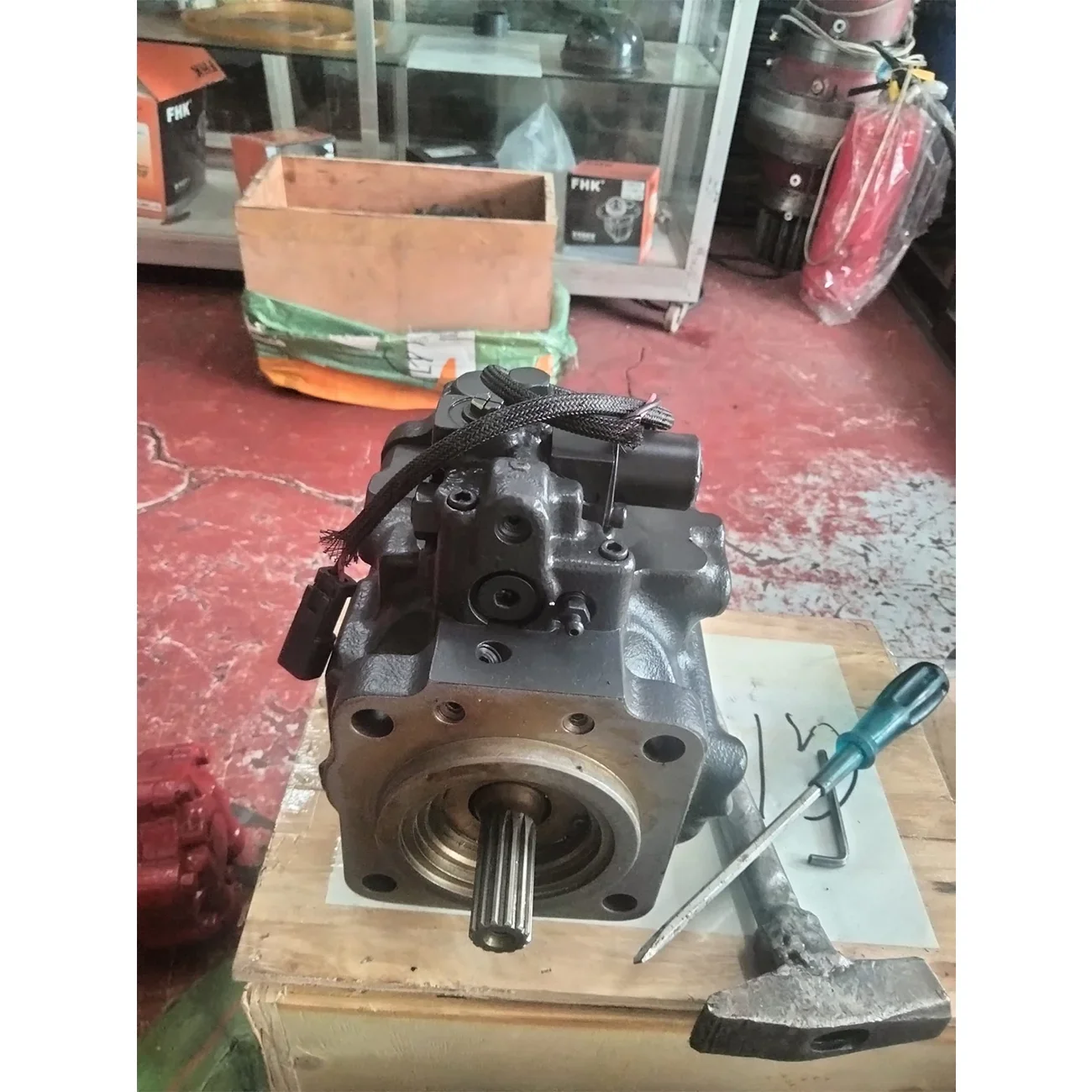 

Construction Machinery Hydraulic Pump For Komatsu D155A-6 D65EX D85EX Crawler Dozer Main Pump Full Series Fan Pump Assembly