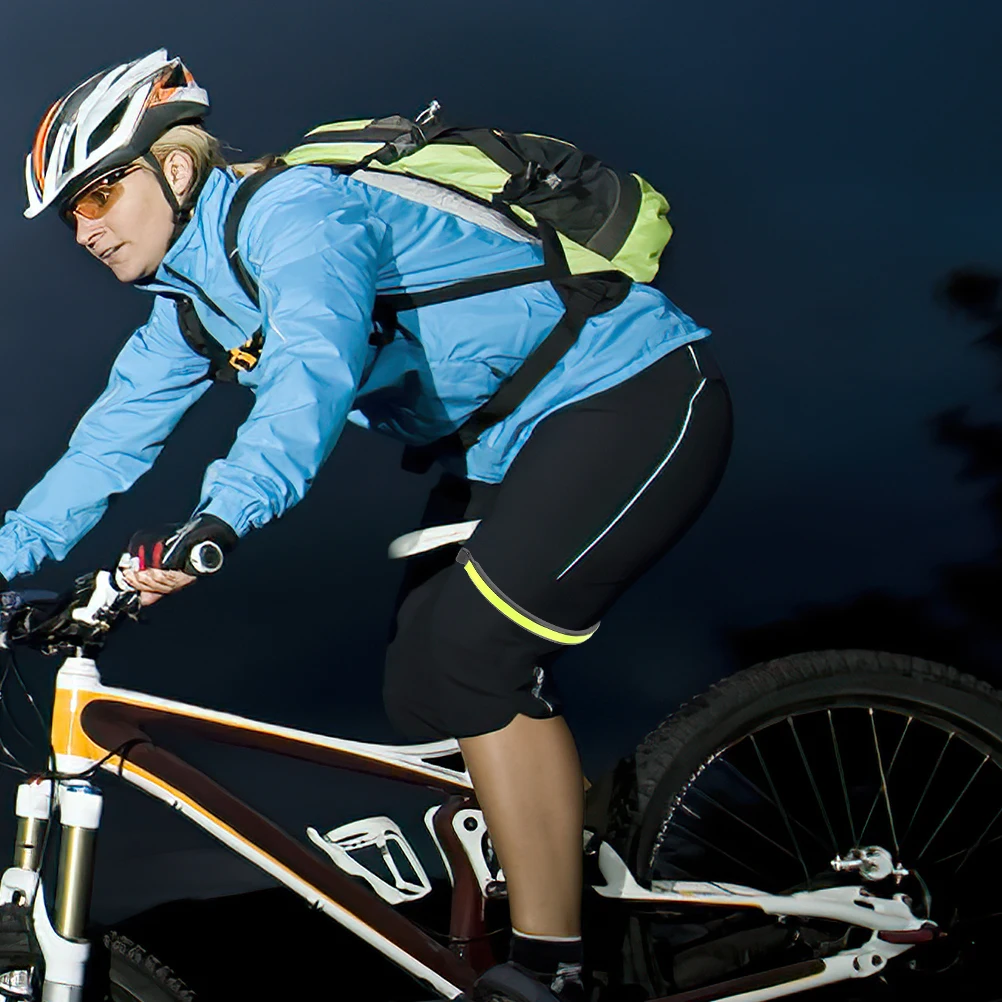 

4Pcs Bright Reflective Trouser Clips Riding Cuffs Adjustable Bike Accessory