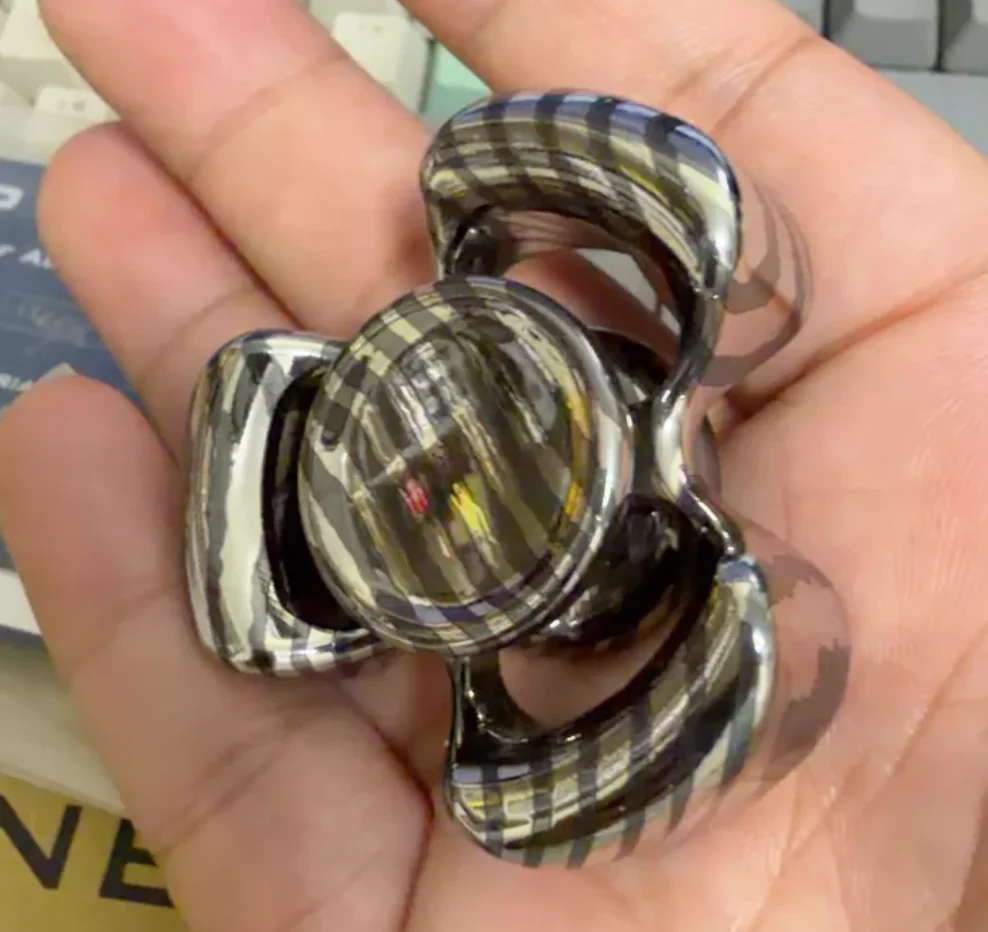 Used EDC KAP zircuti Horizon Mega spinner Fingertip gyroscope Decompression toys