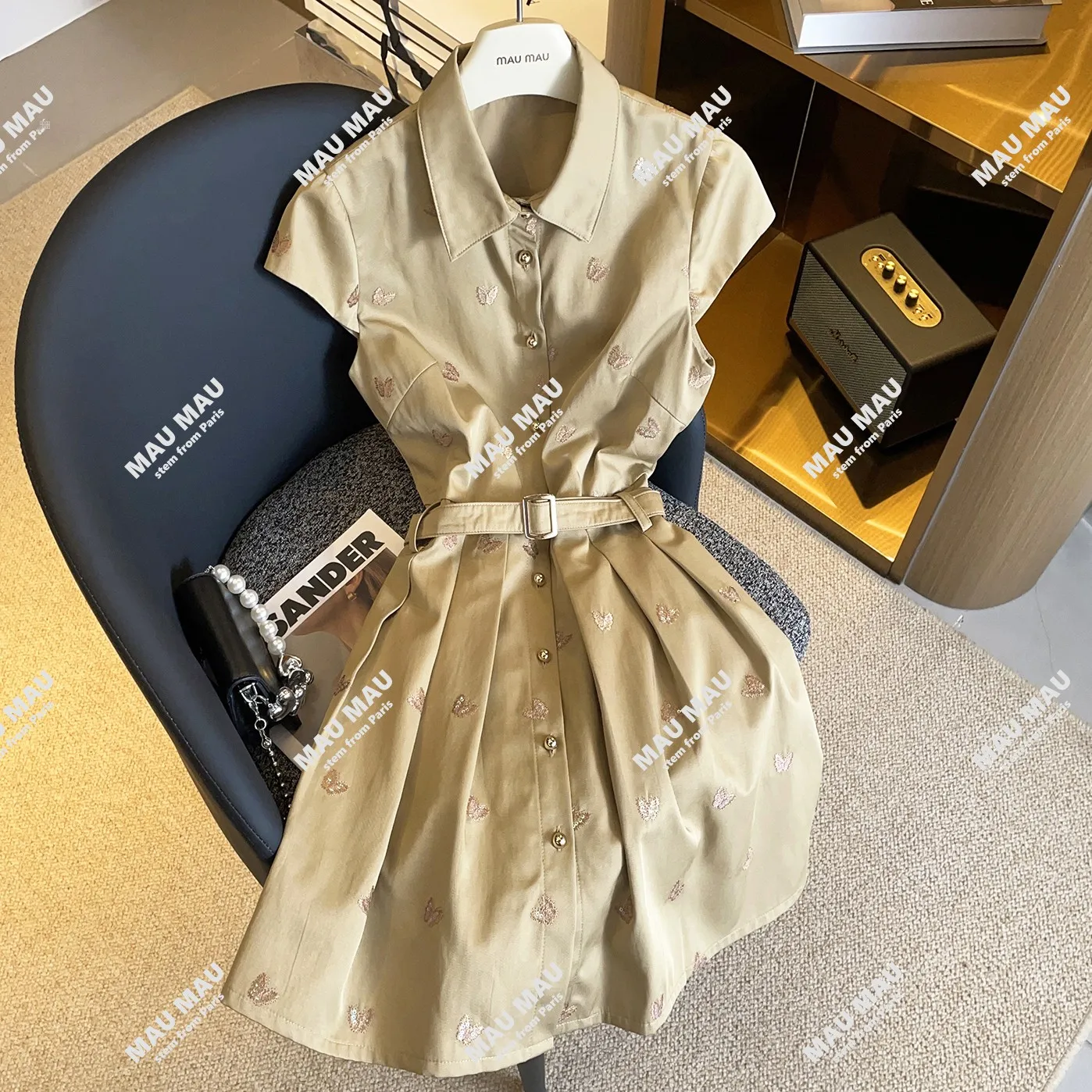 

Ретро-платье с вышивкой, приталенное, с воротником, длинными рукавами, А-силуэта, с пуговицами, короткими рукавами