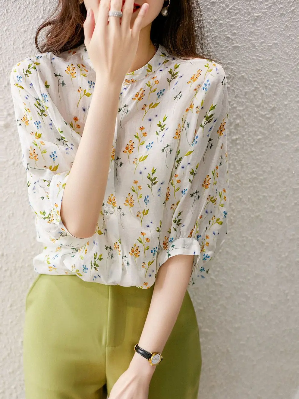 Women Summer Style Blouses Tops Lady Casual Short Puff Sleeve Stand Collar Flower Printed Blusas Tops SP1496