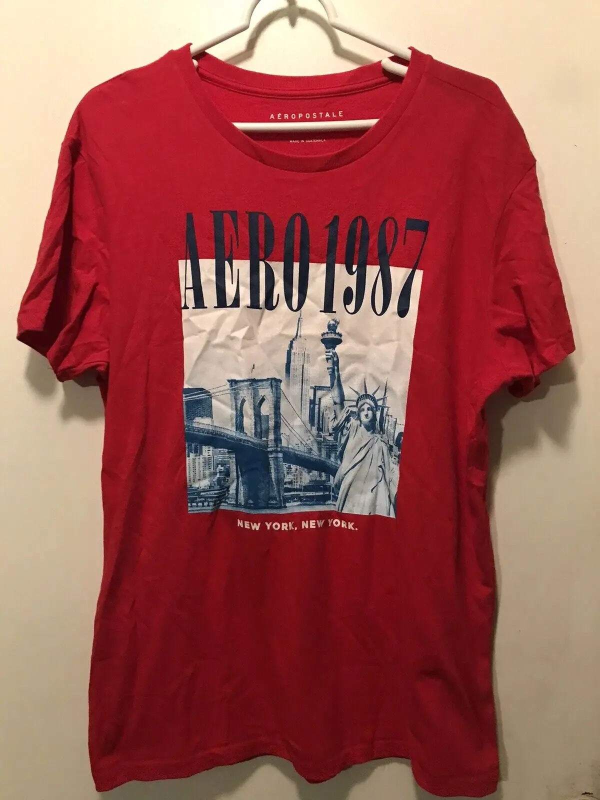 Aeropostale Medium New York Statue Of Liberty Graphic T Shirt Mens Short Sleeve