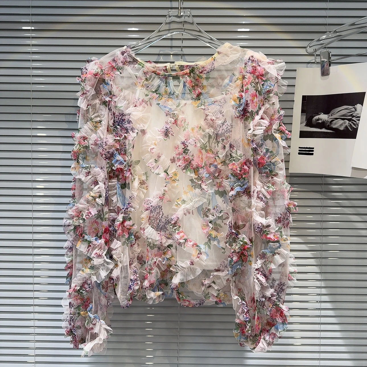 เสื้อชีฟองแต่งระบายลายดอกไม้ใหม่ประจำฤดูใบไม้ร่วงปี 2025 ของ Sweet Sle ทรงปกติ แขนยาว คอกลม สำหรับผู้หญิง