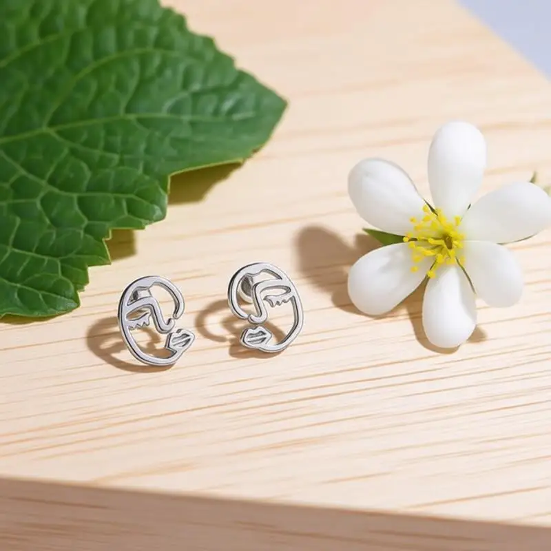 Creative Funny 925 Sterling Silver Face Design Metal Stud Earrings For Women Girls Anniversary Party Jewelry Gifts Accessory