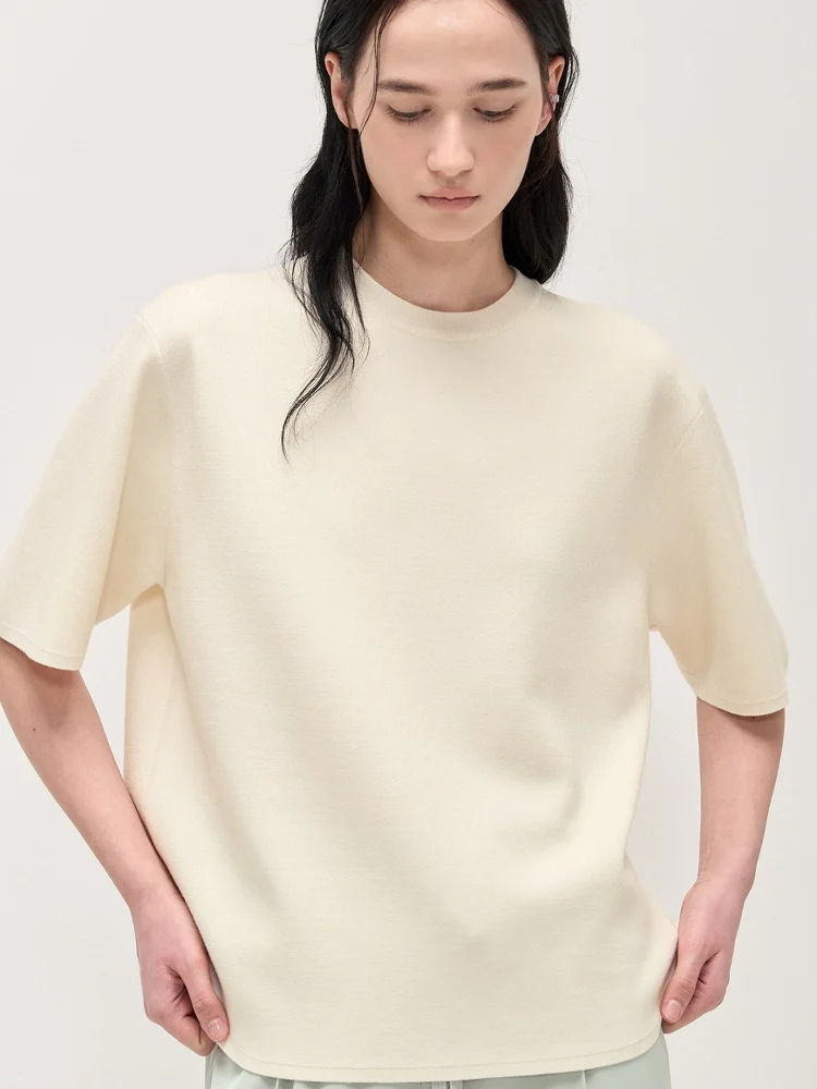 

2025 Summer New Korean Sle Casual Faionable round Ne ort Sve Knitted Sweater Loose Fit Versatile Younglooking