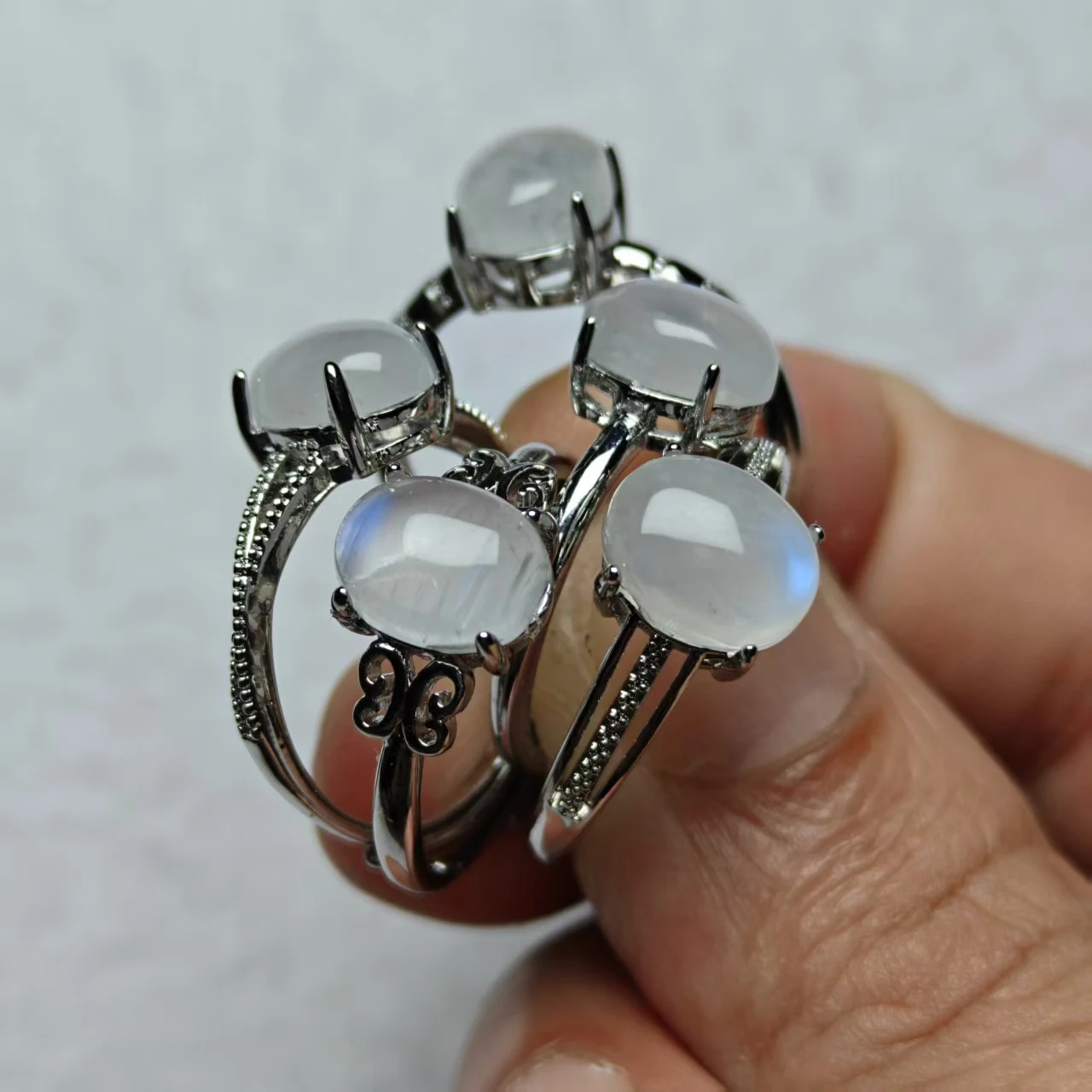 Natürlicher Mondstein-Kupferring mit Verstellbarem Verschluss, mit Personalisiertem Labradorit-Design und Hochwertigem Ringstil – Detail 5