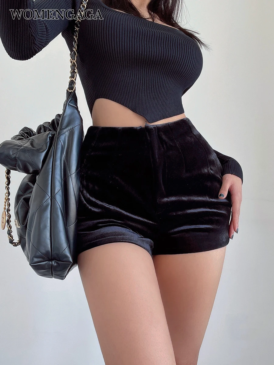 

WOMENGAGA Velvet Women Hot Shorts Autumn Winter High Waist Slim Black Shorts Women Hot Girls Fashion Sweet Women Short C8LL