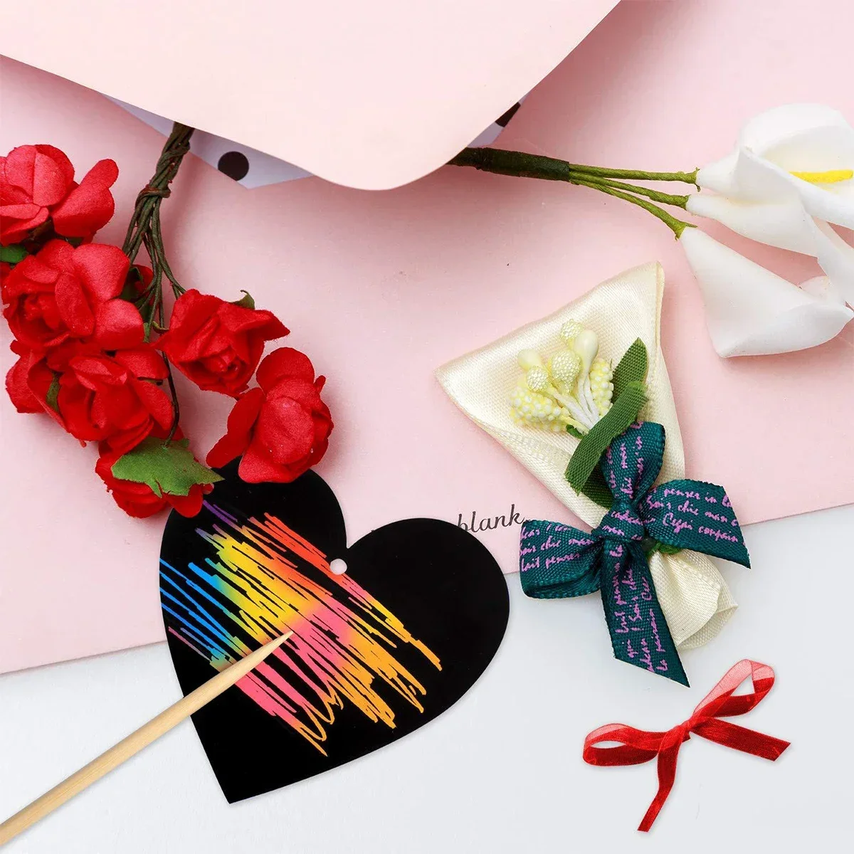 Cartes de vœux magiques à gratter, 12 pièces, couleurs arc-en-ciel, révèle des messages cachés, cadeau de pâques/fête des enfants personnalisable pour les enfants