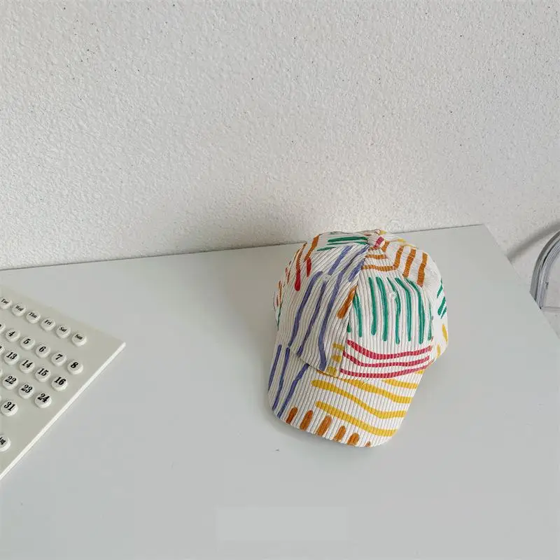 כובע צבעוני