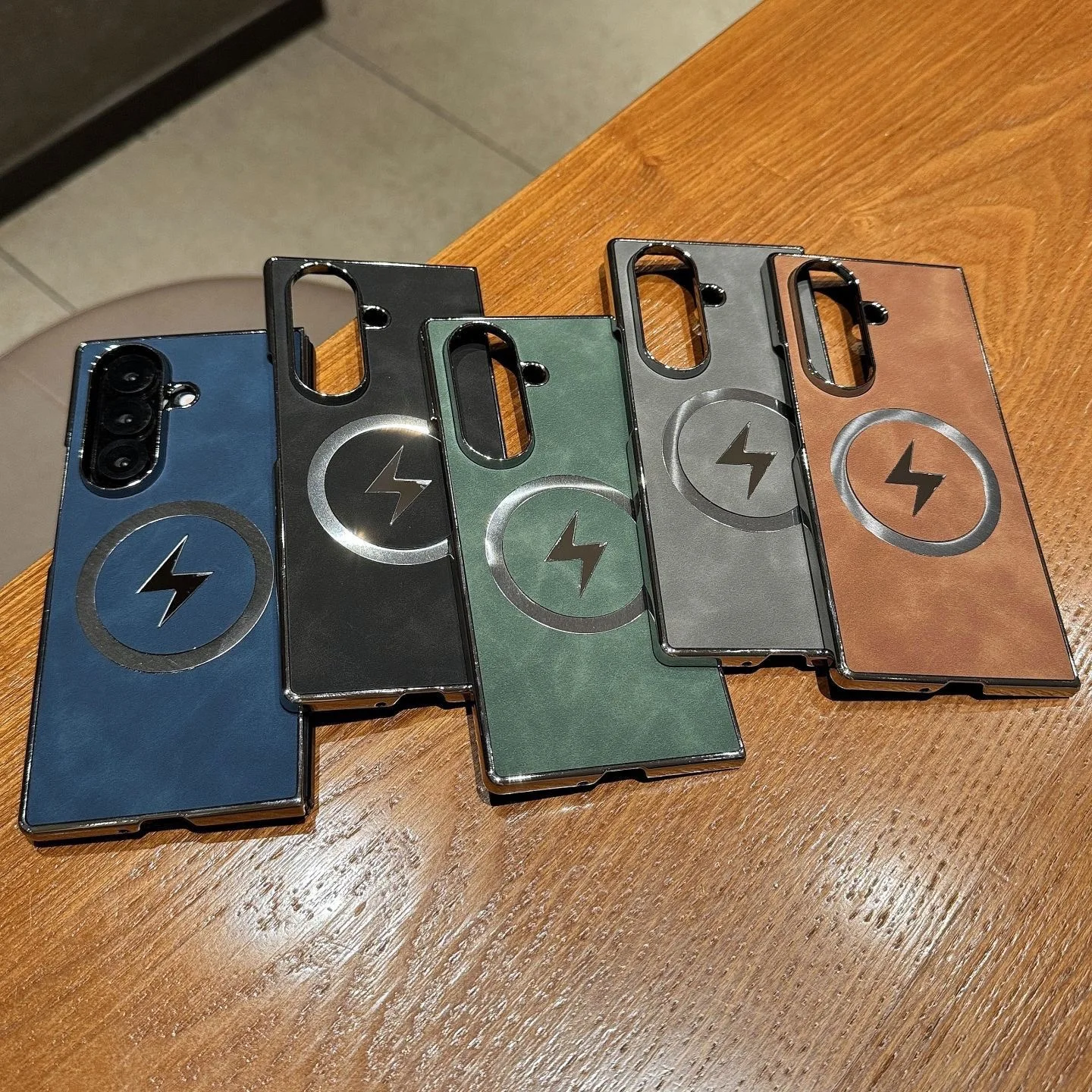Luxury Plating Magnetic Matte Leather Case For Samsung Galaxy Z Fold 8 Ultra 7 6 5 4 3 Wireless Charging Soft Shockproof Cover