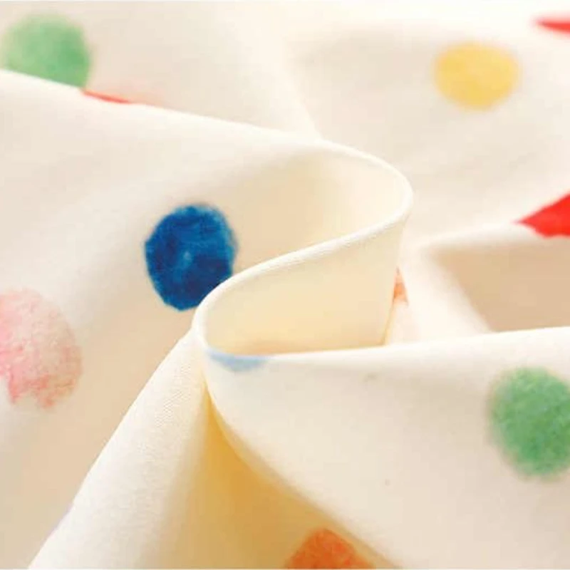 กางเกงขาสั้นเอวสูงผ้าไหมน้ำแข็งลายจุดสีรุ้งสำหรับผู้หญิง สไตล์ลำลอง กางเกงขาสั้นห้าส่วนทรงหลวม