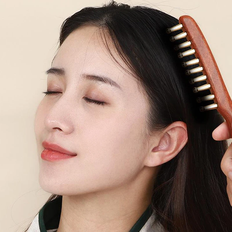 Peine de masaje de sándalo con dientes anchos, herramienta integrada de latón para desenbloqueo de meridianos del cuero cabelludo y terapia capilar, 1 ud.