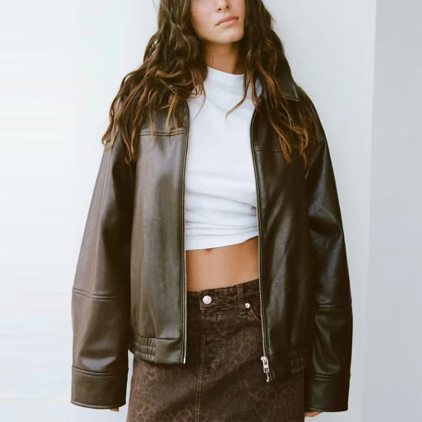 Z 2025 New Faion Pilot Jaet Capispalla da donna in pelle PU Colletto lungo con chiusura a cerniera Cappotto da pendolarismo Sle