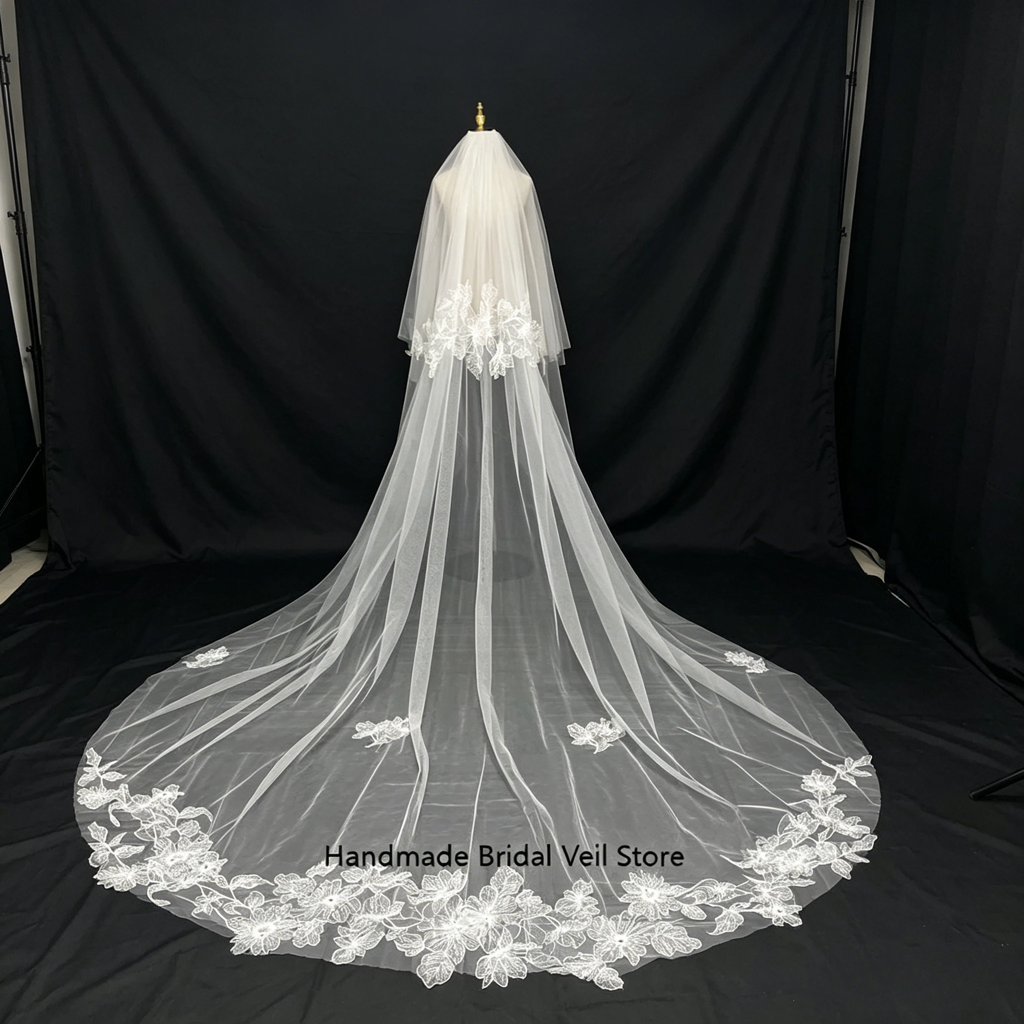 

Luxury Double Layer Wedding Veil Beaded Lace Bridal Veil With Comb Blusher Cathedral Veils Ivory White Bride Dress Accessories