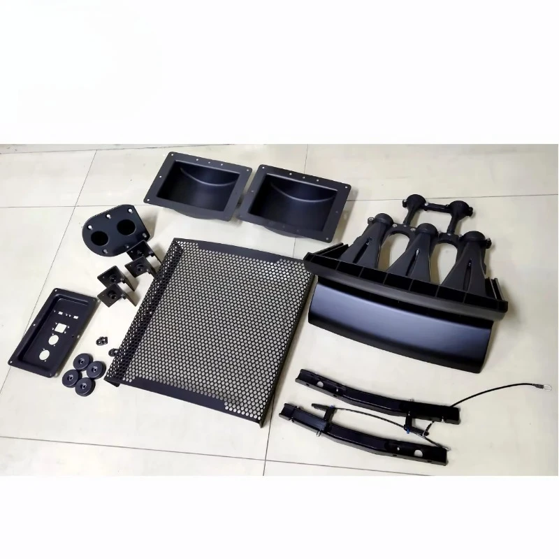Array loudspeaker parts 932 use a full suite of accessories, including array loudspeaker stands and waveguide loudspeaker horns