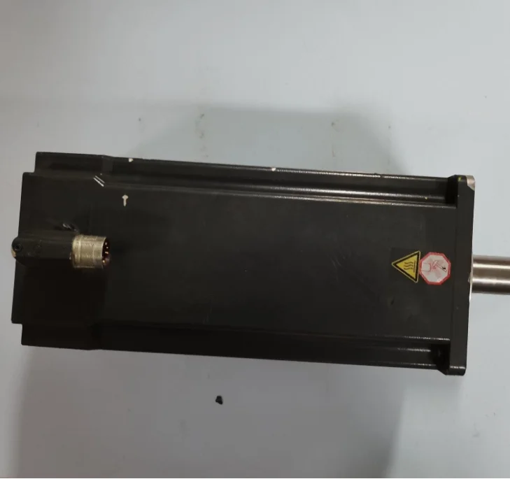 

100% оригинальные AM227M-0001, AM8042-0F20-0000, AM8121-1F20-0000, совершенно новые, гарантия 1 год, быстрая доставка.