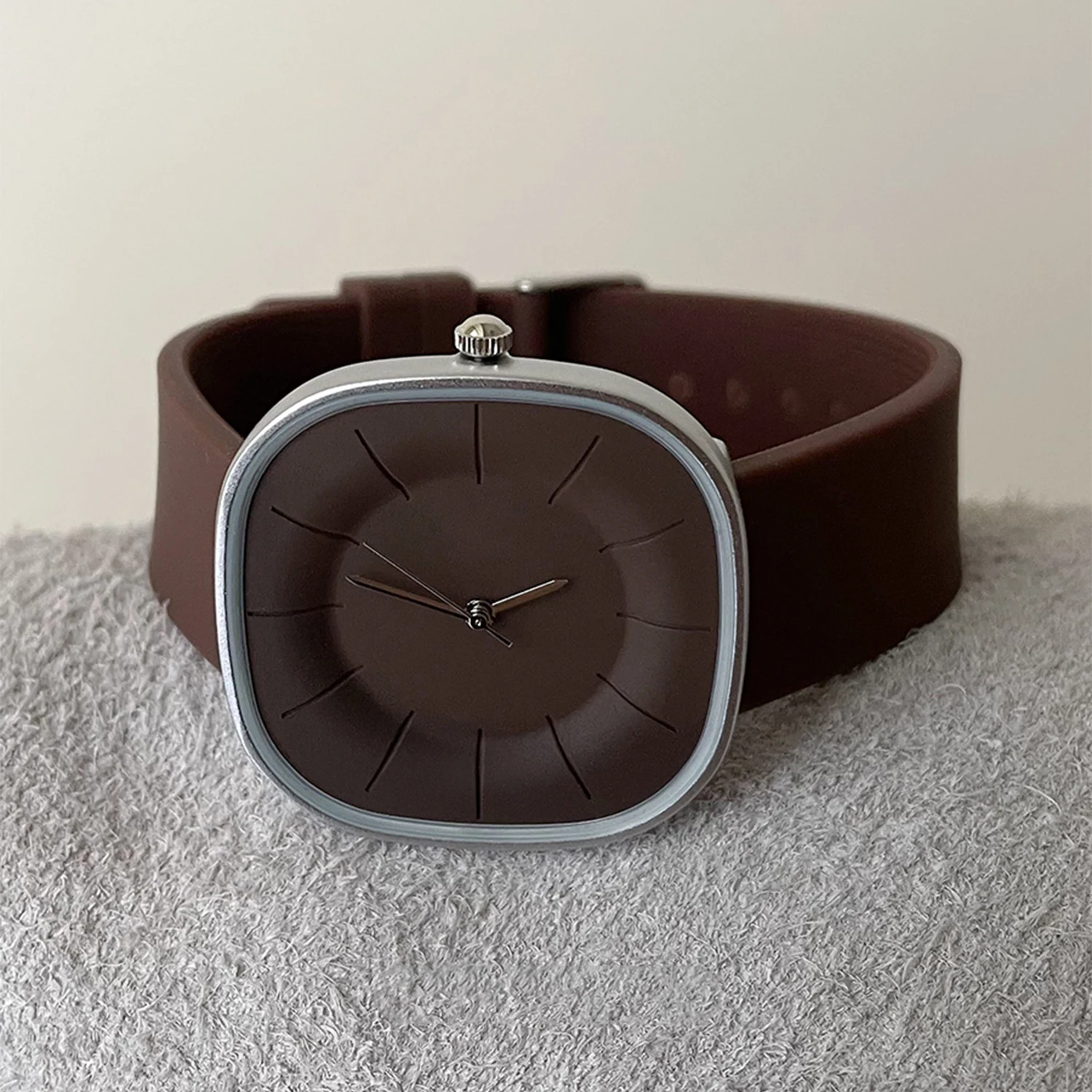 Luxury-inspired Dopamine Square-Face Watches for Women Silicone Strap, Waterproof Quartz Movement Women's Watch Student Gift