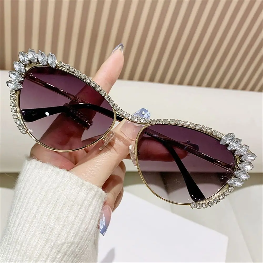 Vintage Cat-Eye Rhinestone Embellished Metal Sunglasses Street Style UV Protection Women's Shades Ladies Street Shooting Eyewear