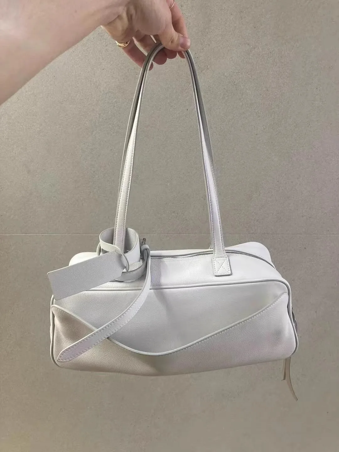 

Faionable Bowling Bag Women's Underarm Handbag Leather oulder Bag ular Spring Summer Sli Versatile French Sle Bag