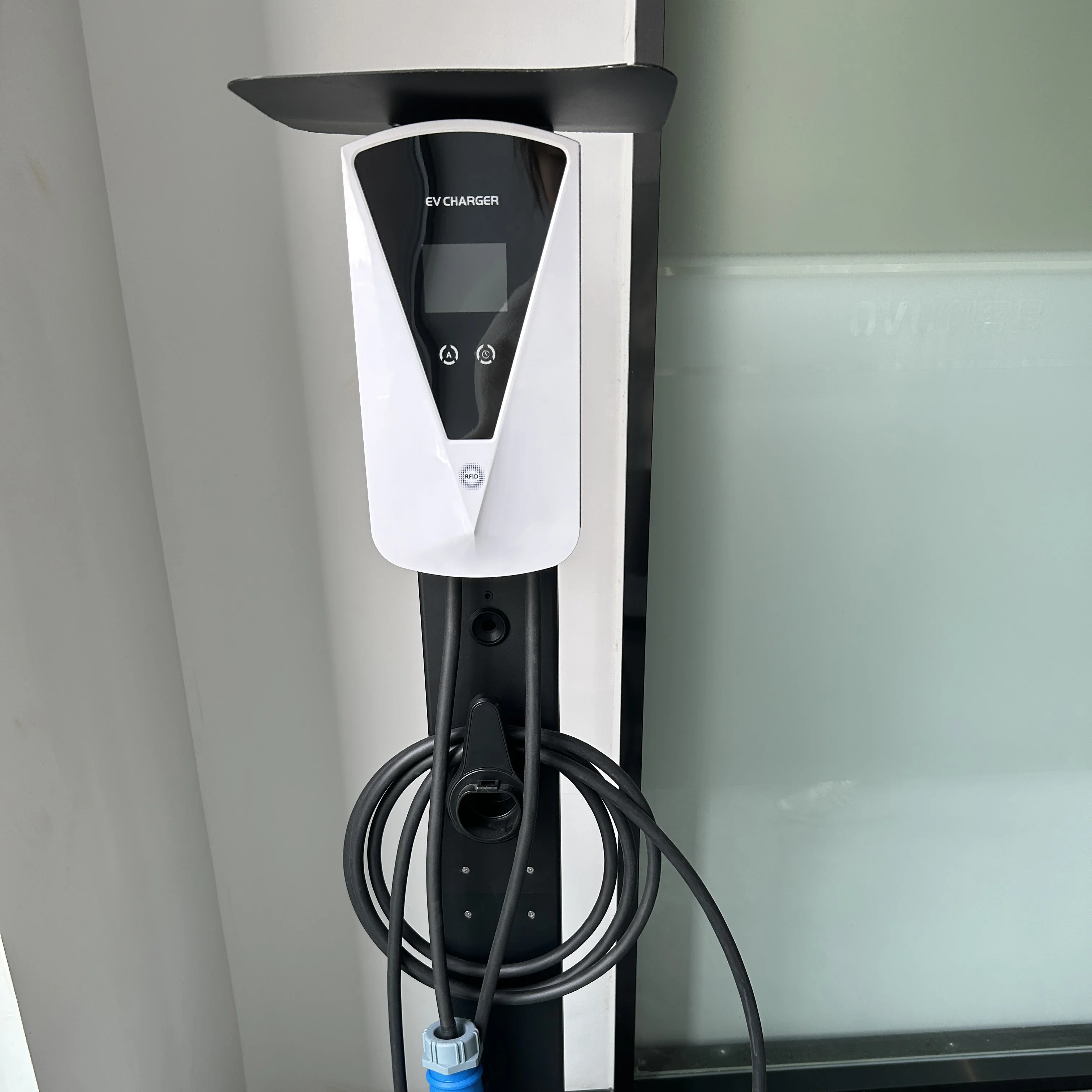 EV Charging Station Wallbox 7KW 11KW 22KW GBT Type 1 Type 2 RFID Card Wifi App Control AC EV Charger for For BYD BMW