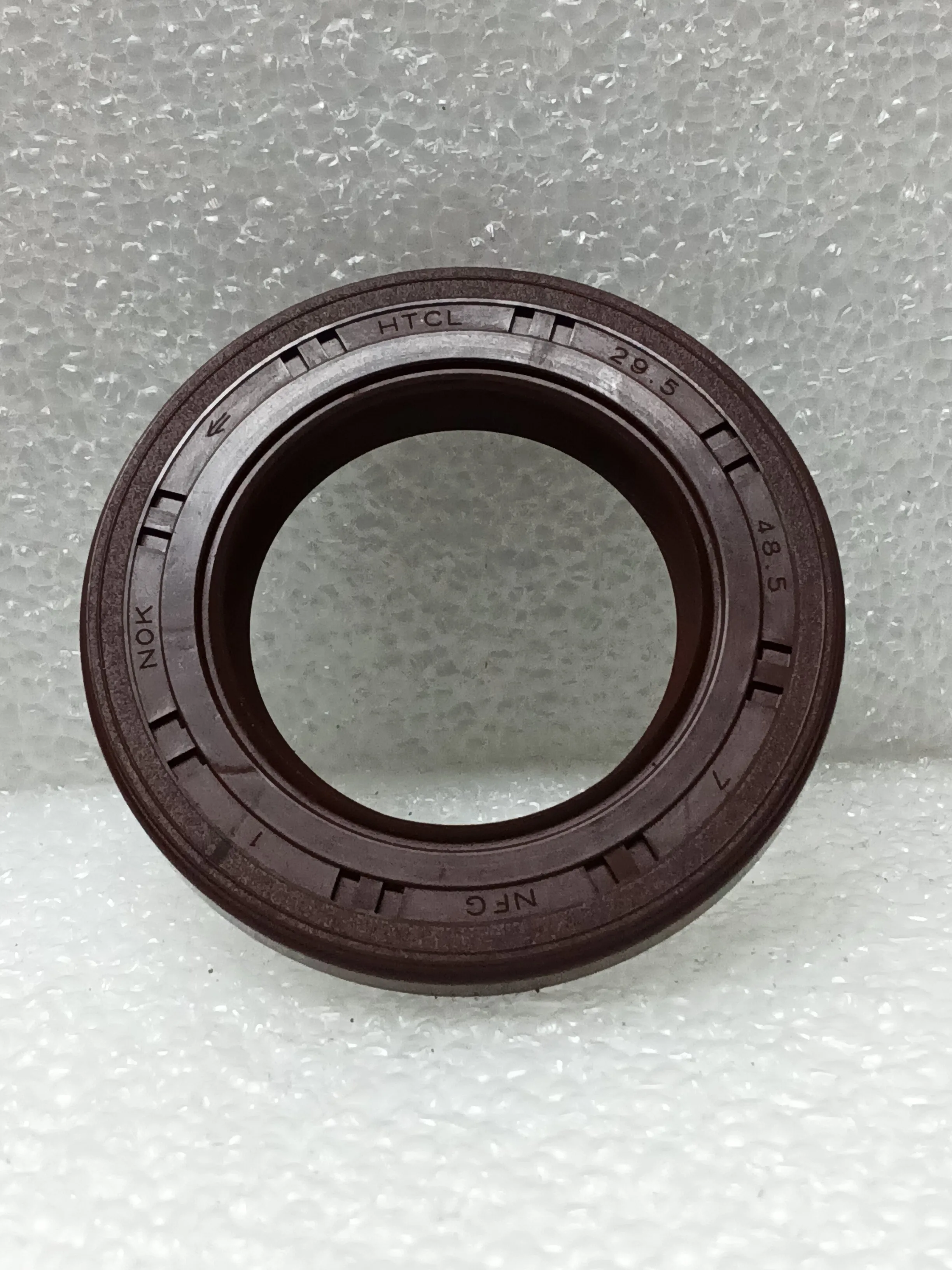 TC29.5X48.5X7 Size 29.5X48.5X7mm new energy motor oil seal