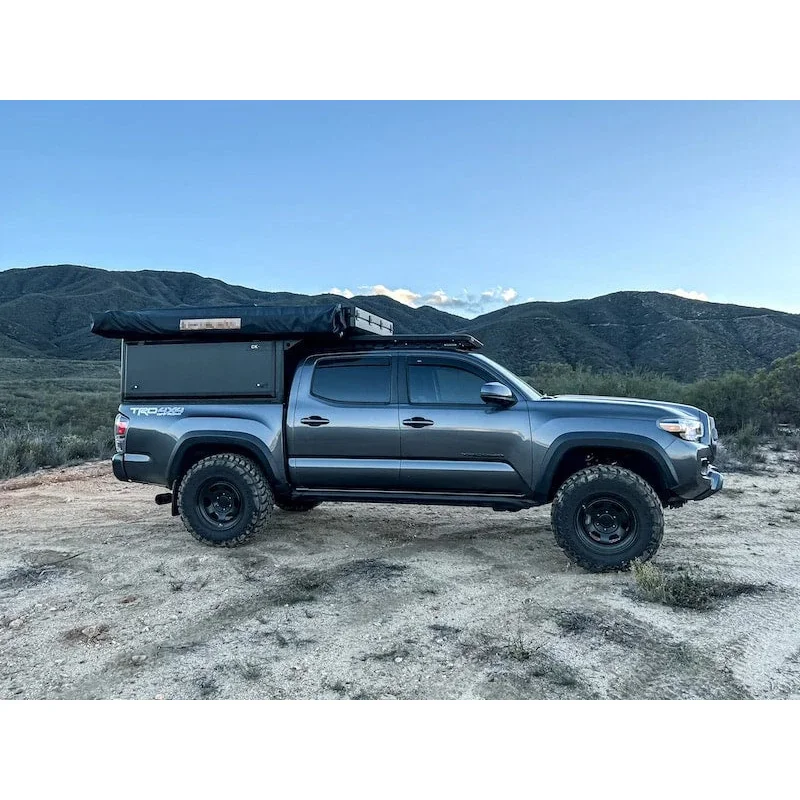 

High Quality Steel Canopy Hardtop Topper New Design 4X4 Pickup Truck Topper Navara NP300 D40 Camping Travel