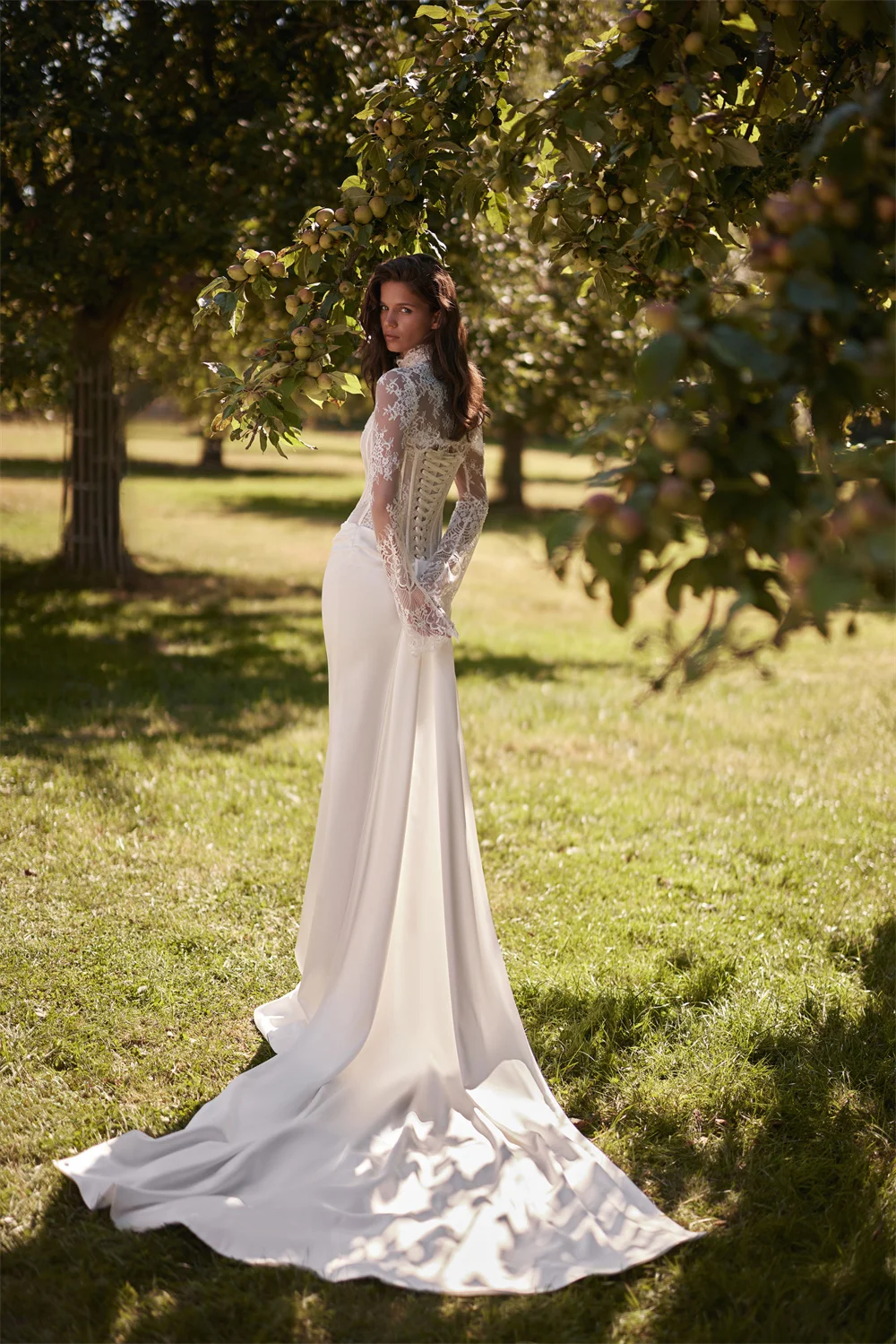 Suknia ślubna Kyoto z białą koronką, odpinana kurtka, krój syreny, sznurowana, vestidos de noiva, długa suknia wieczorowa z trenem, kolekcja 2025