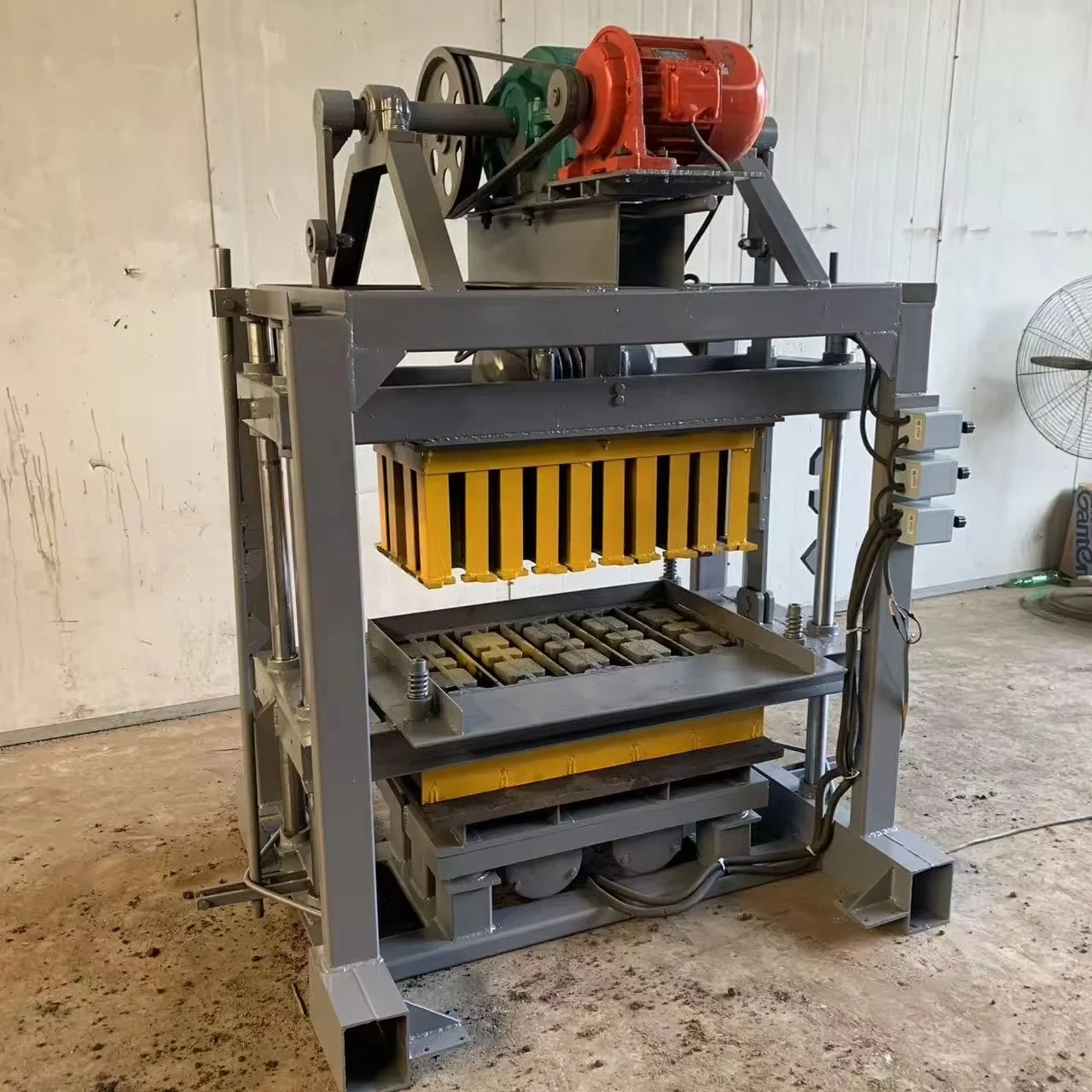 Diesel Powered Semi Automatic Cement Brick Maker Simple Hydraulic System For Producing Consistent Quality Hollow Blocks Daily