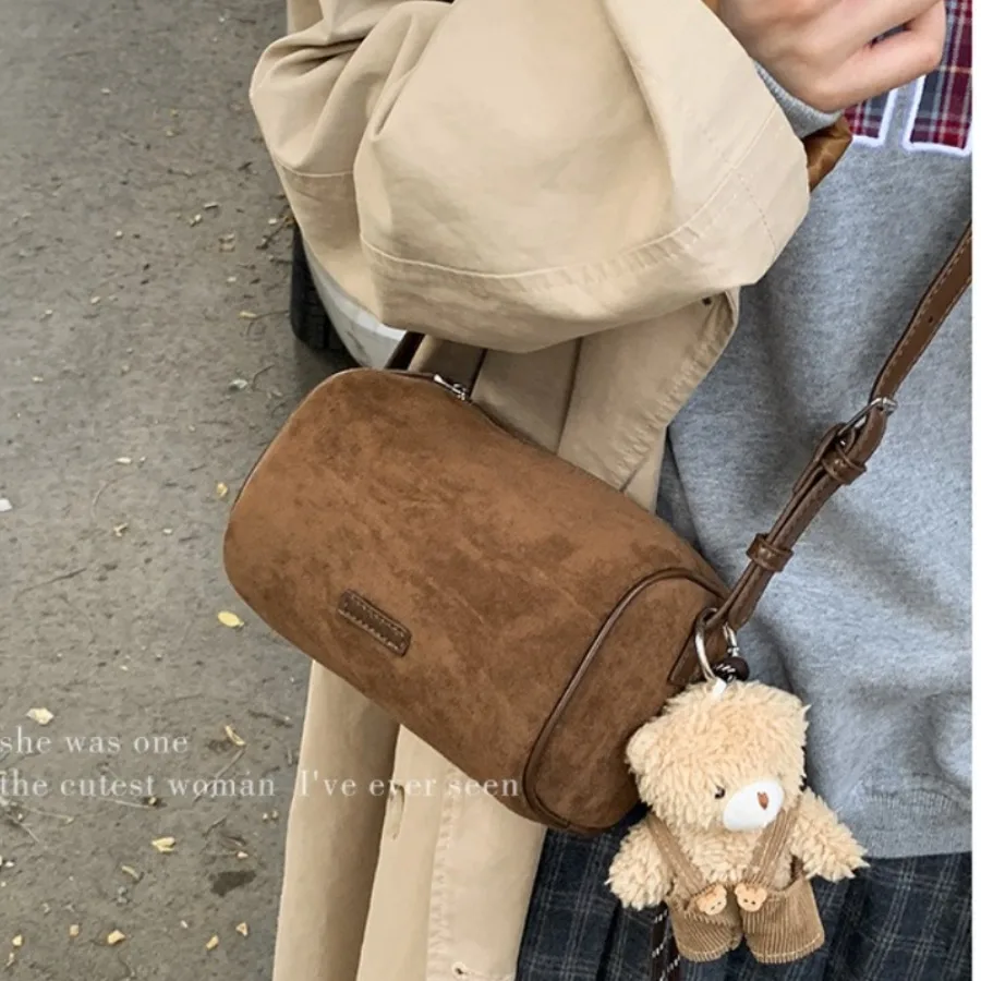

Fashion retro niche texture shoulder bag suede pillow bag versatile simple casual daily commuting crossbody female bags