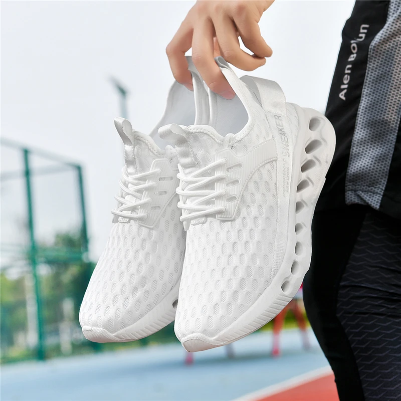 Gran oferta de zapatillas informales blancas, zapatos de hoja para hombre y mujer, talla grande 46, zapatillas para correr ligeras y transpirables, zapatillas deportivas de tenis de malla para hombre