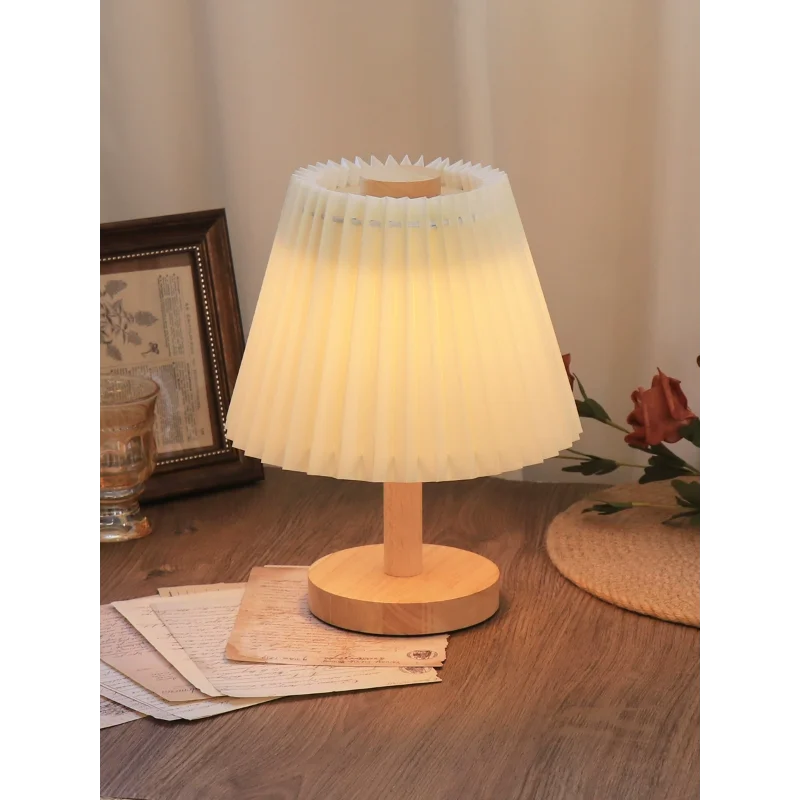 Mushroom lamp vintage table lamp rechargeable warm cream style bedroom bedside decoration pleated warm home night light