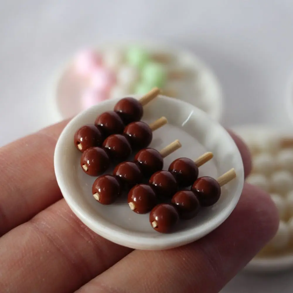 Resin Doll House Mini Japanese Fish Balls for 1/12 1/6 Dollhouse Cute Dollhouse Decoration Food Play