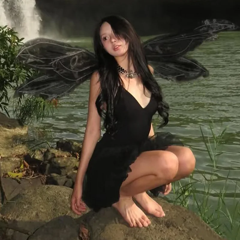 ヨーロッパとアメリカの夏の新しい黒の深いエレガントなホットガールバックレススリーブスリムドレス女性用