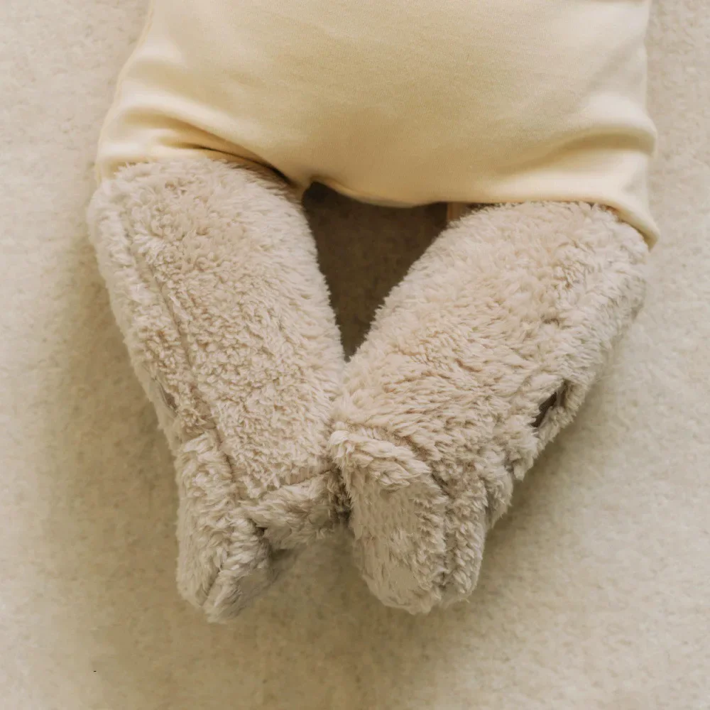 Winter Neue Baby Fleece Gepolsterte Socken Warm Verdicken Kleinkind Mädchen Boden Socken Cartoon Stickerei Infant Socke Ärmeln