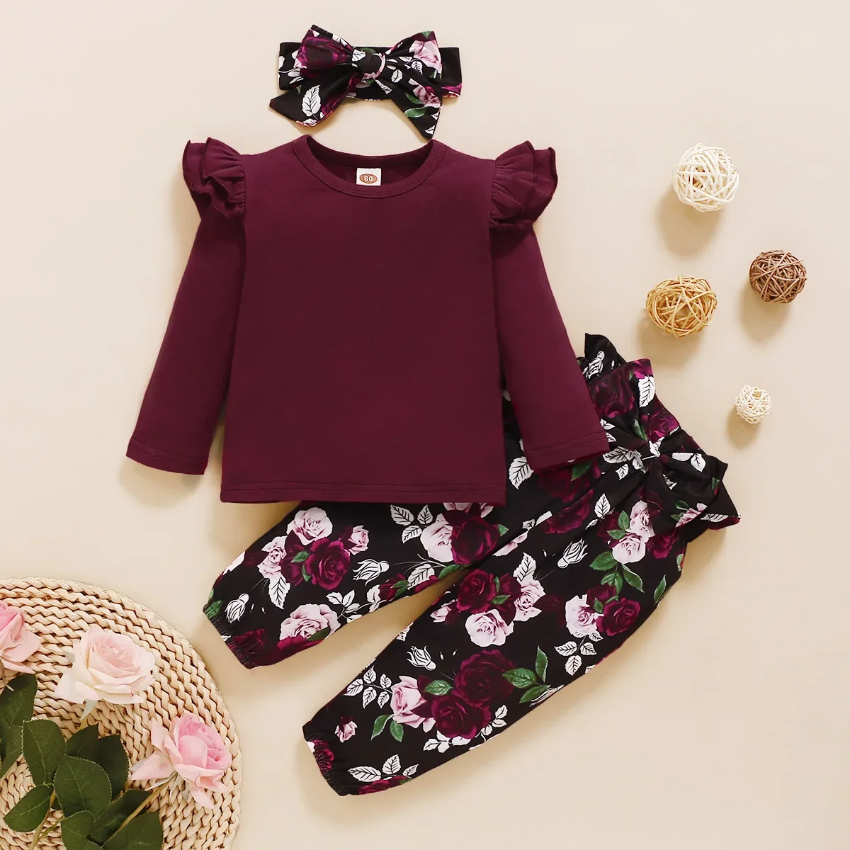 

Spring and Autumn Funds for Girls Solid Color Long Sleeve Top + Floral Print Pants 3 Piece Suit